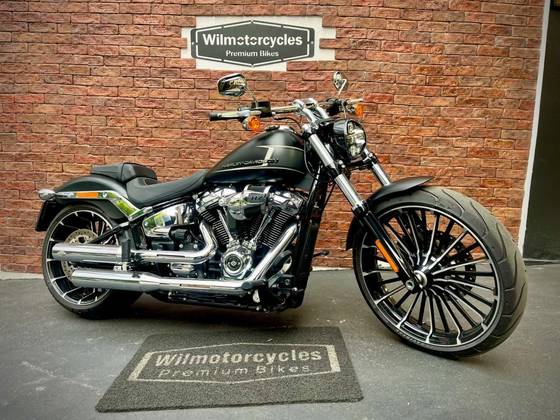 HARLEY-DAVIDSON SOFTAIL BREAKOUT 